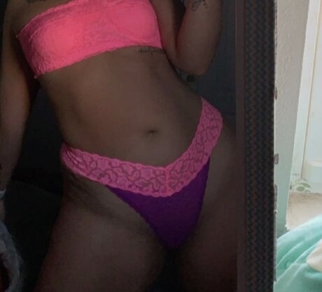 Foto di nudo di fuga di OnlyFans di Babyymami