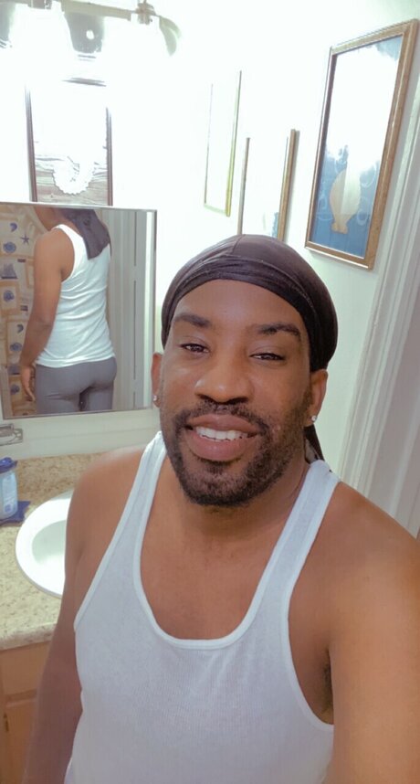 Foto di nudo di fuga di OnlyFans di U6043516