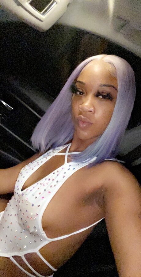 Foto di nudo di fuga di OnlyFans di Itsjuicy
