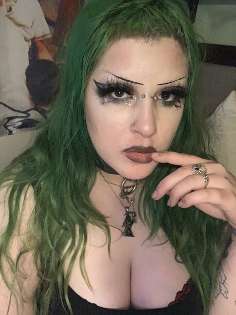 Foto di nudo di fuga di OnlyFans di Scary