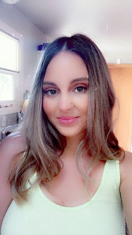 Foto di nudo di fuga di OnlyFans di Torrey Pine