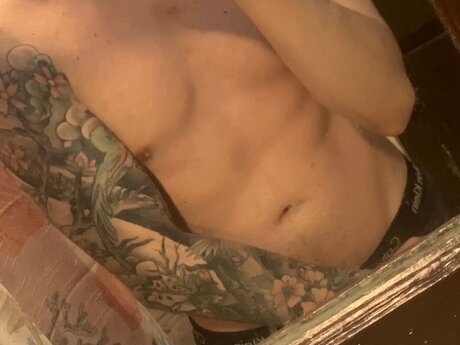 Foto di nudo di fuga di OnlyFans di Seth