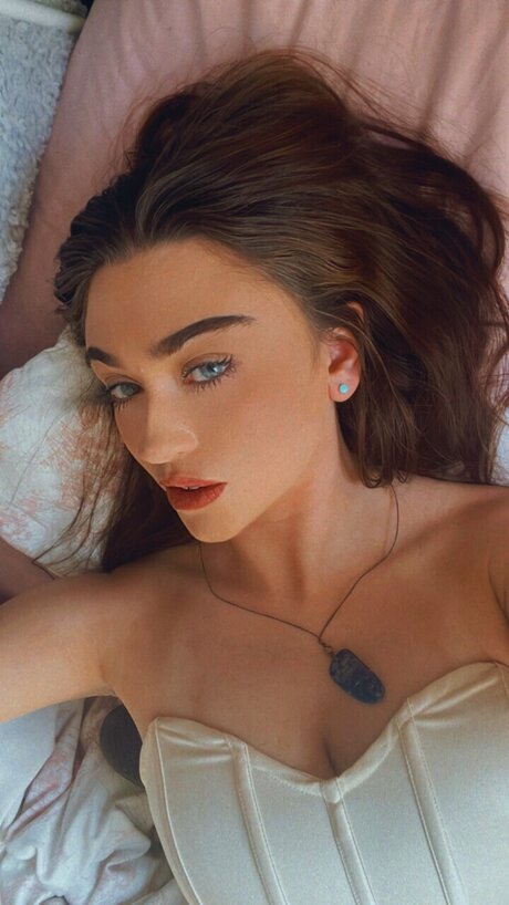 Foto di nudo di fuga di OnlyFans di Sophie