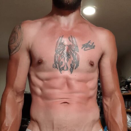 Foto di nudo di fuga di OnlyFans di Brendan Marsh