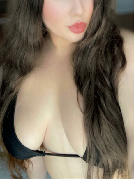 Foto di nudo di fuga di OnlyFans di Cece