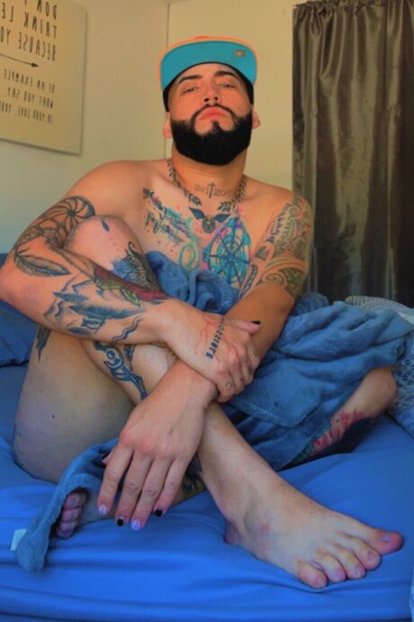 Foto di nudo di fuga di OnlyFans di Isanuel