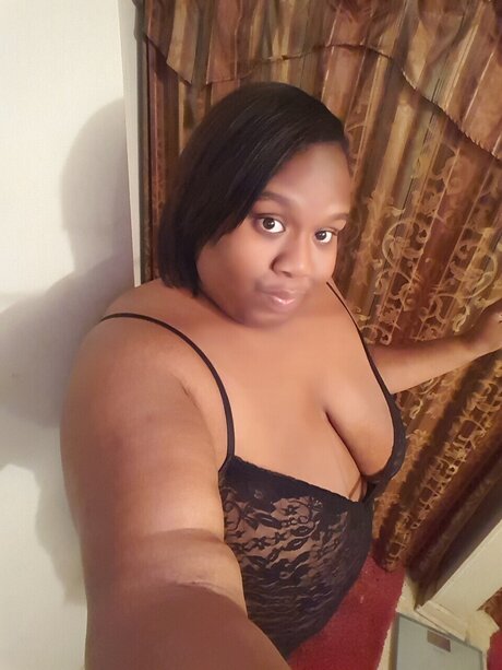 Foto di nudo di fuga di OnlyFans di Hyssexualdesire