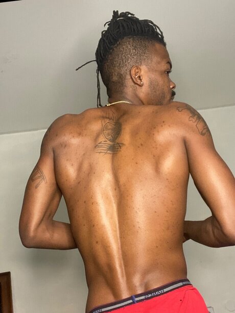 Foto di nudo di fuga di OnlyFans di Big Block
