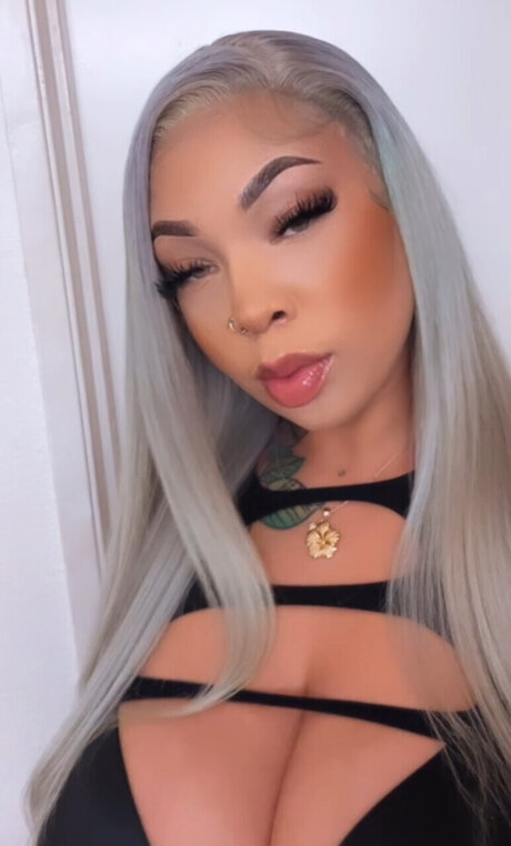 Foto di nudo di fuga di OnlyFans di    