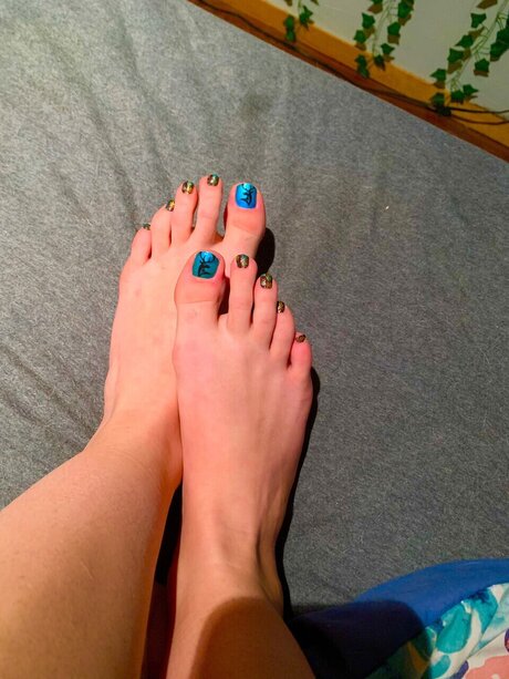 Foto di nudo di fuga di OnlyFans di Barefoot Babe