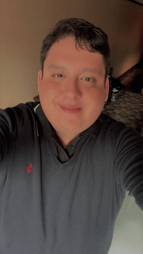 Foto di nudo di fuga di OnlyFans di Alejandro Rivera