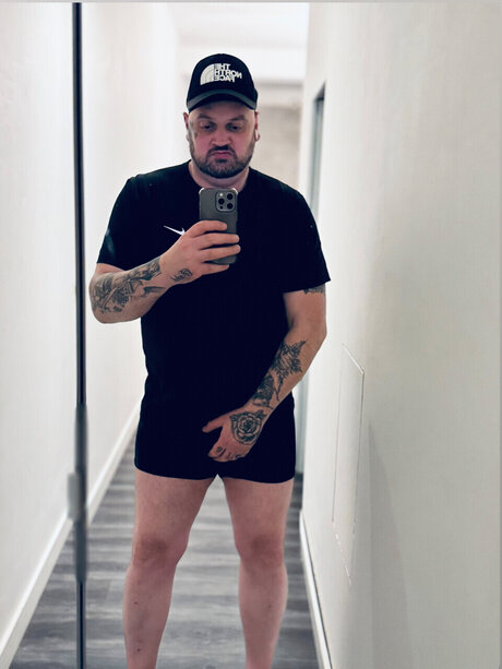Foto di nudo di fuga di OnlyFans di Michael Diaz