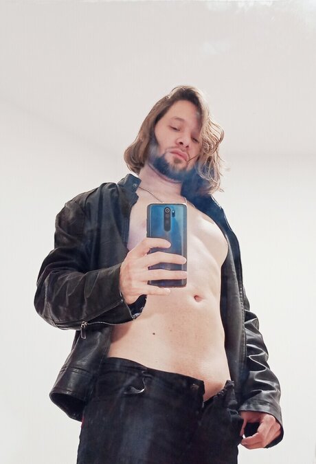 Foto di nudo di fuga di OnlyFans di Maxi