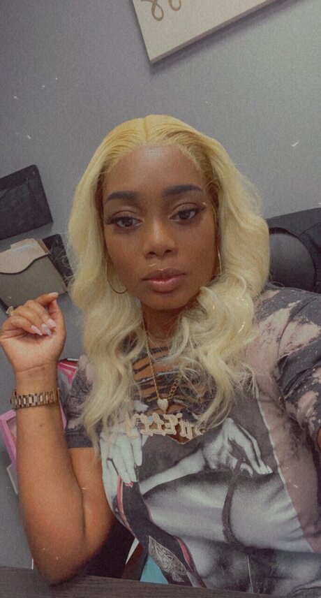 Foto di nudo di fuga di OnlyFans di Bosslady
