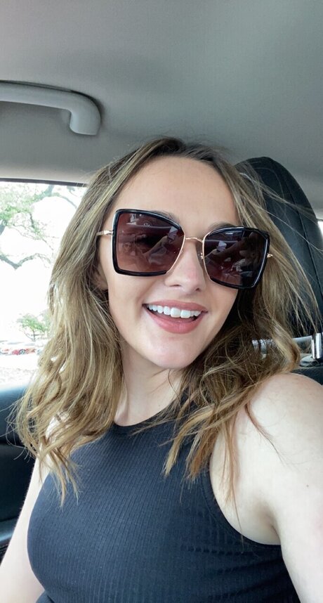 Foto di nudo di fuga di OnlyFans di River