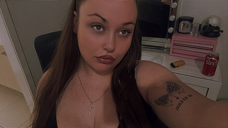 Foto di nudo di fuga di OnlyFans di Aitchslilbaddie