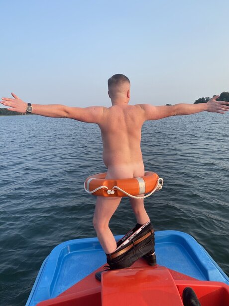 Foto di nudo di fuga di OnlyFans di Spineris Hardcore