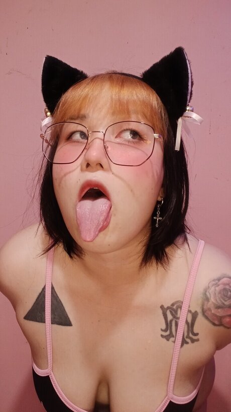 Foto di nudo di fuga di OnlyFans di Juneder