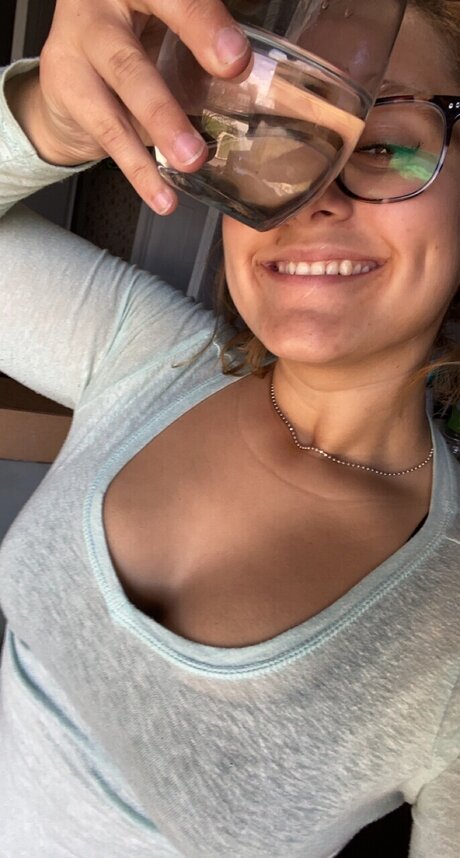Foto di nudo di fuga di OnlyFans di Prettyeyez