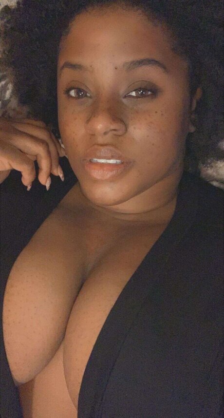 Foto di nudo di fuga di OnlyFans di Saicey