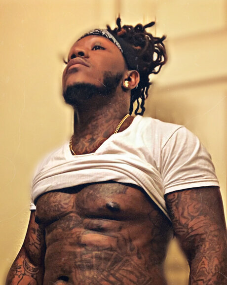 Foto di nudo di fuga di OnlyFans di Inkshowshorty