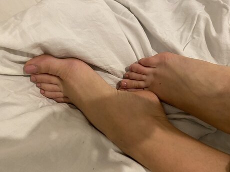 Foto di nudo di fuga di OnlyFans di Doll Feet