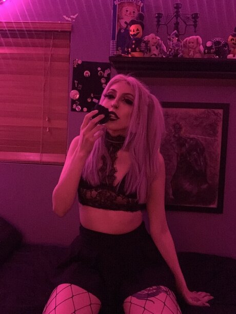Foto di nudo di fuga di OnlyFans di Lucy