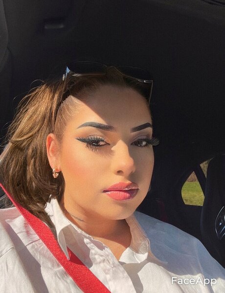 Foto di nudo di fuga di OnlyFans di Iamannaamaariaa