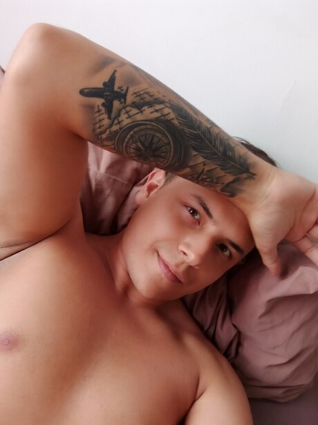 Foto di nudo di fuga di OnlyFans di Ken42
