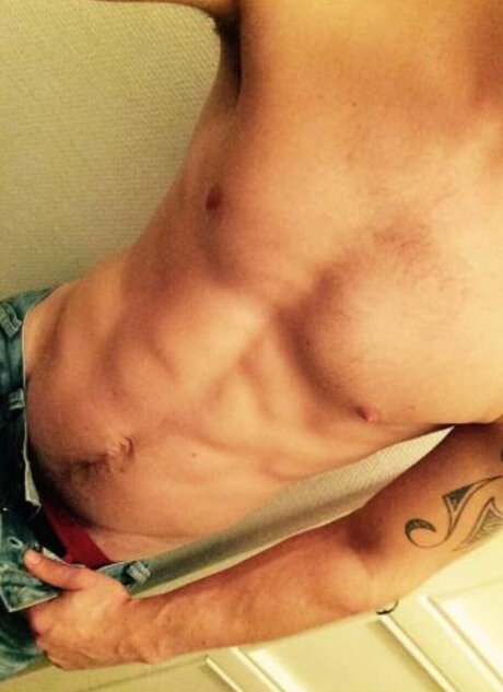 Foto di nudo di fuga di OnlyFans di Mikamon