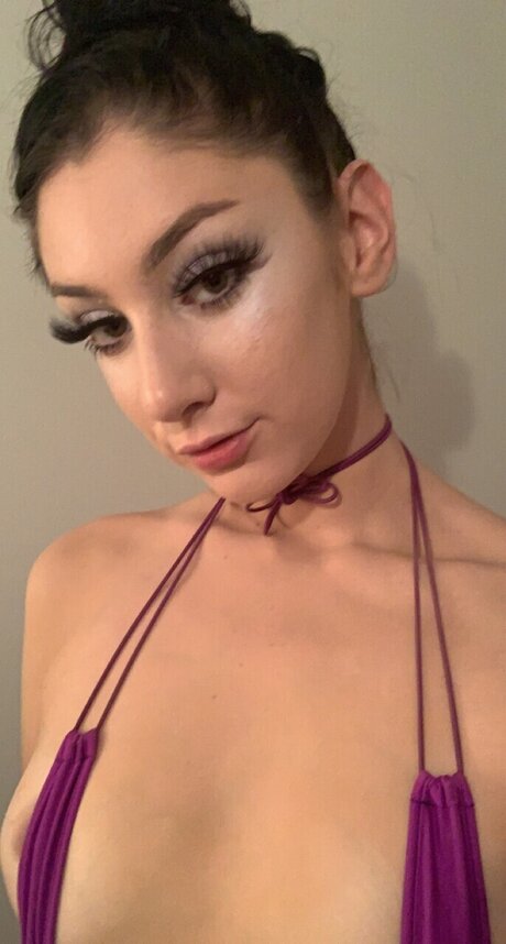 Foto di nudo di fuga di OnlyFans di Alita