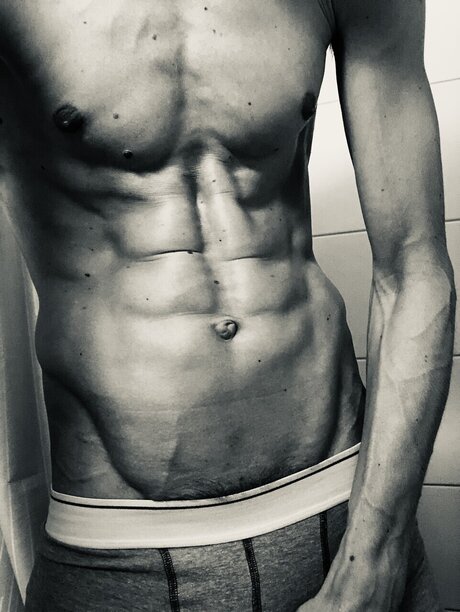 Foto di nudo di fuga di OnlyFans di Juicytiger