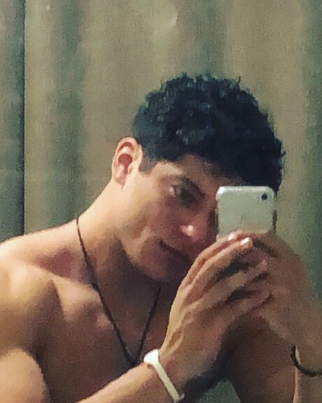 Foto di nudo di fuga di OnlyFans di Mateo  