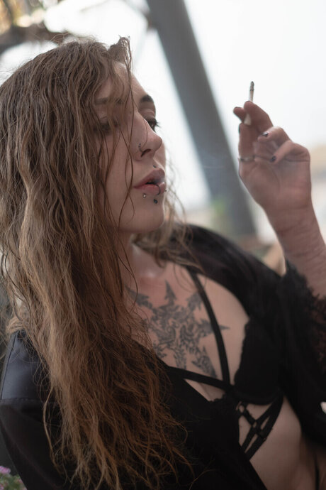 Foto di nudo di fuga di OnlyFans di Lady Brokhell