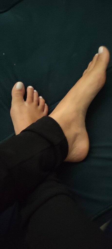 Foto di nudo di fuga di OnlyFans di Tata Feet