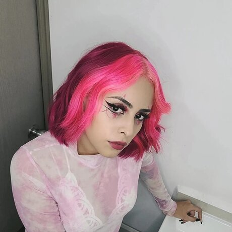 Foto di nudo di fuga di OnlyFans di Venus 