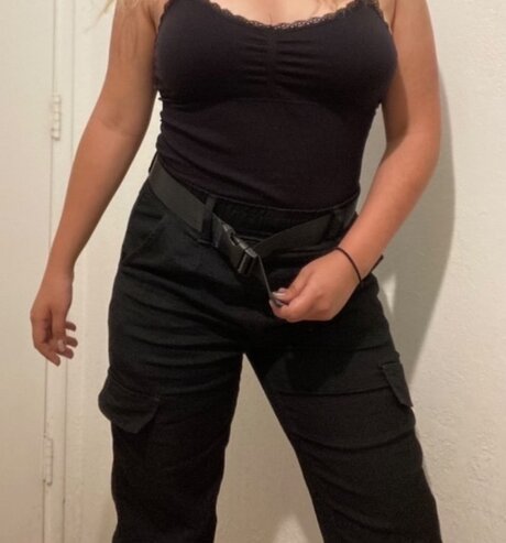 Foto di nudo di fuga di OnlyFans di Doll