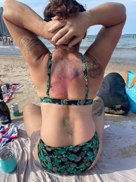 Foto di nudo di fuga di OnlyFans di Luci