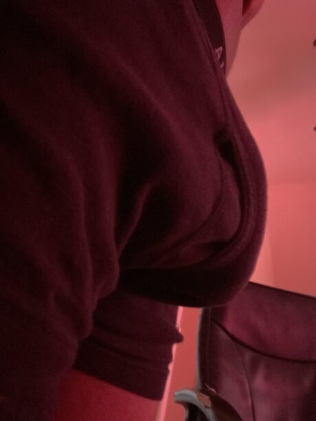 Foto di nudo di fuga di OnlyFans di Santana