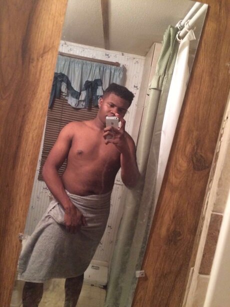 Foto di nudo di fuga di OnlyFans di Bishop