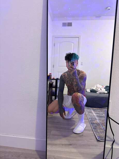 Foto di nudo di fuga di OnlyFans di Yungplug