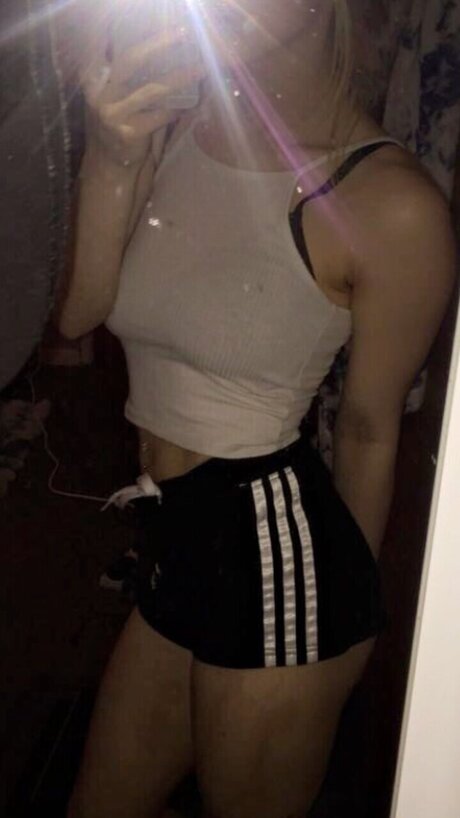 Foto di nudo di fuga di OnlyFans di Rosie