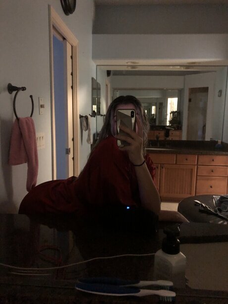 Foto di nudo di fuga di OnlyFans di Bellaamplt3