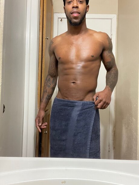Foto di nudo di fuga di OnlyFans di Deedeliciouss