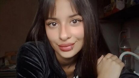 Foto di nudo di fuga di OnlyFans di Elin