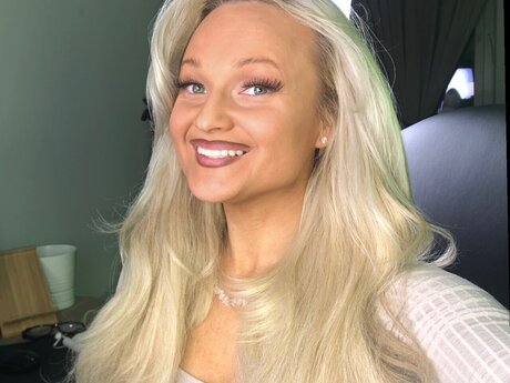 Foto di nudo di fuga di OnlyFans di Nathalie Lemmetyinen