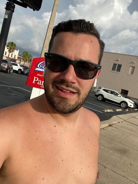 Foto di nudo di fuga di OnlyFans di Danny