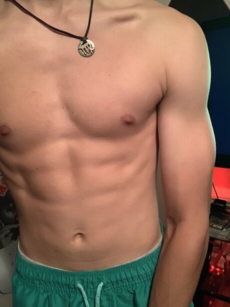 Foto di nudo di fuga di OnlyFans di Joseph