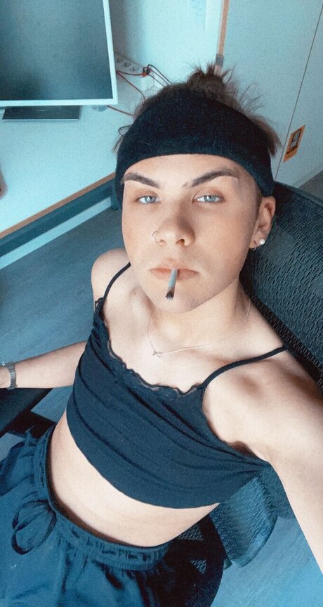 Foto di nudo di fuga di OnlyFans di Pinatbadder