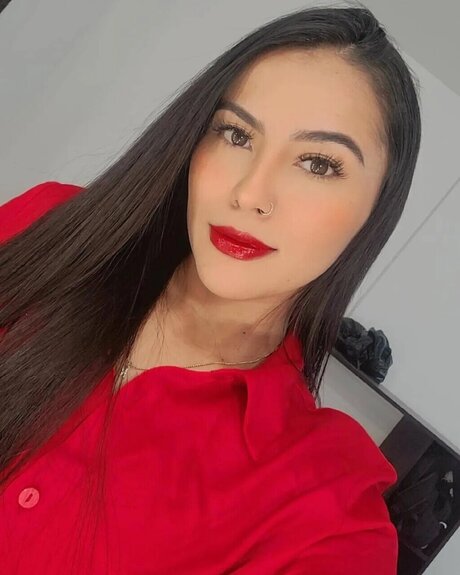 Foto di nudo di fuga di OnlyFans di Karolrengifo